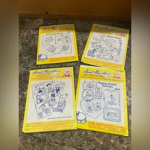 Vintage Aunt Martha's Hot Iron Transfers Set